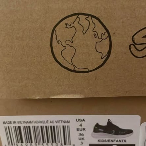 BRAND NEW boy youth skechers ultra flex step in shoes size 4Y - Picture 8 of 8